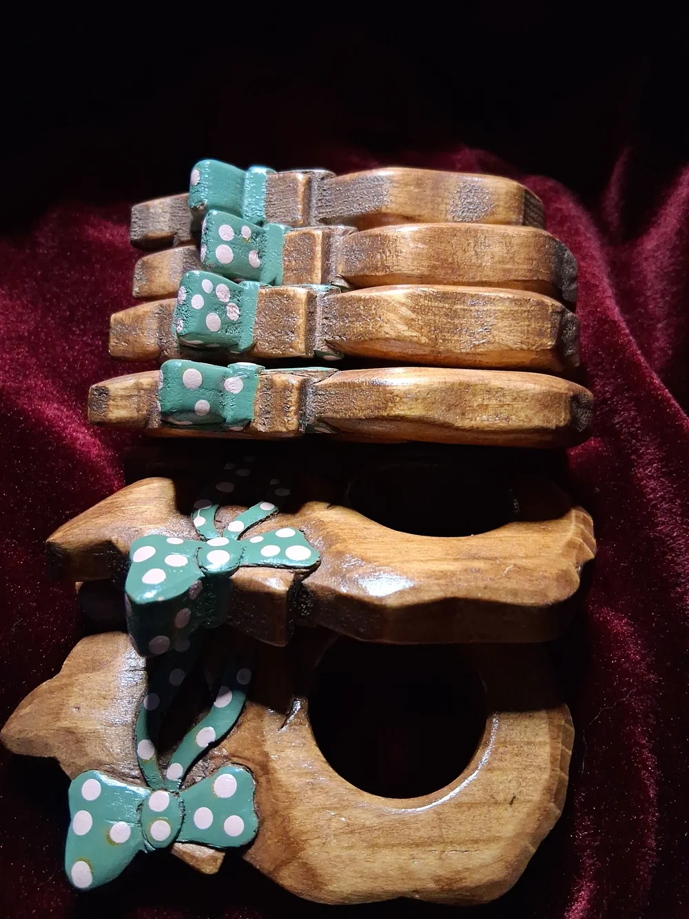 no brand set carved